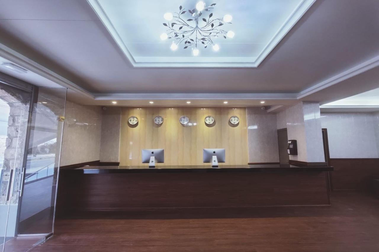 Hotel Nueva Europa Торредембарра Экстерьер фото