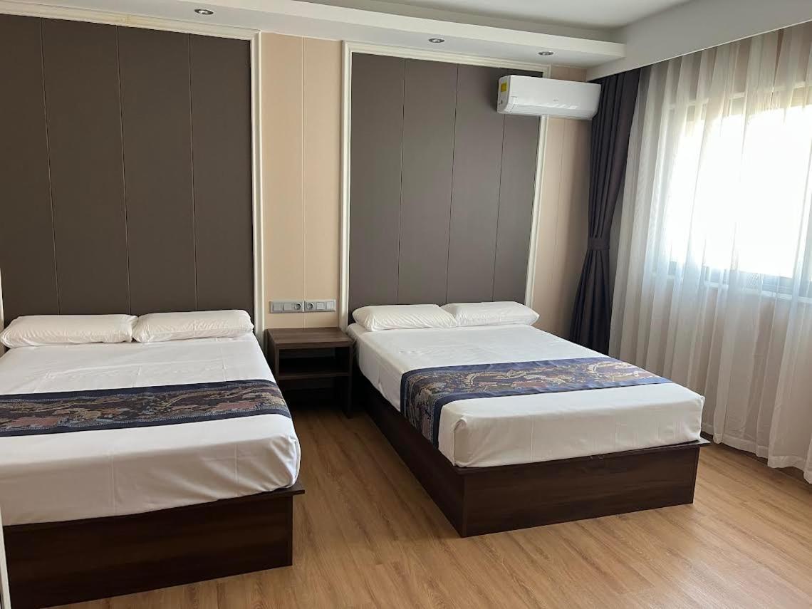 Hotel Nueva Europa Торредембарра Экстерьер фото