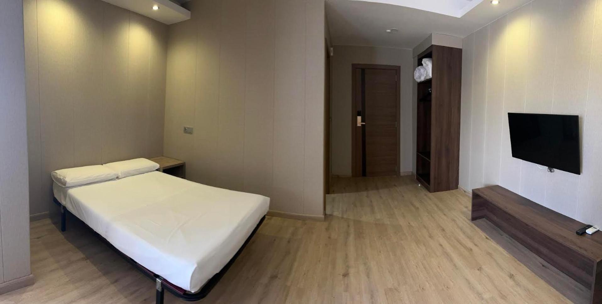 Hotel Nueva Europa Торредембарра Номер фото